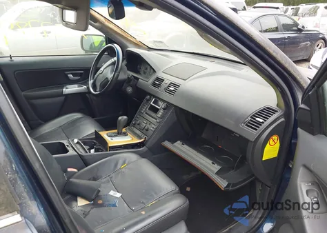 2004 Volvo Xc90 2.5T Awd z USA, uszkodzony, nr VIN YV1CZ59H941044775